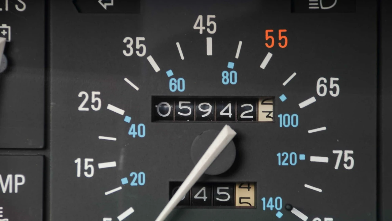 1981 DeLorean DMC-12 - Image 11 of 20