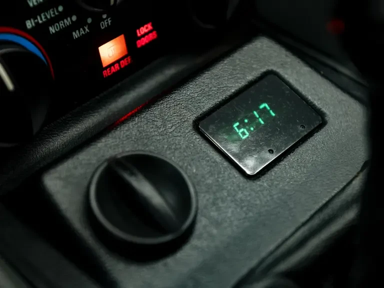 1981 DeLorean DMC-12 - Image 20 of 31