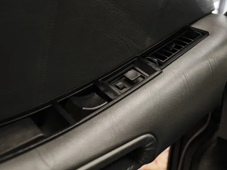 1981 DeLorean DMC-12 - Image 23 of 31