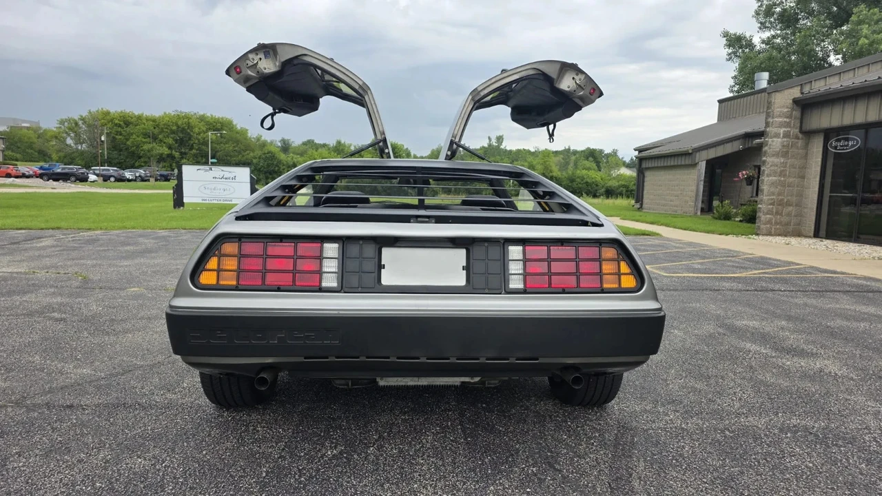 1981 DeLorean DMC-12 - Image 11 of 31
