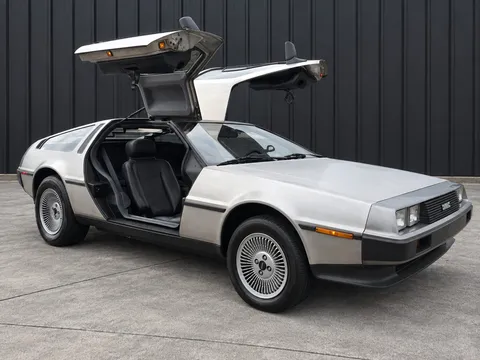 1981 DeLorean DMC-12