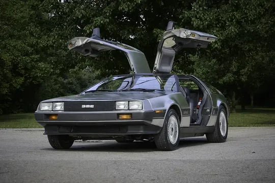 1981 DeLorean DMC-12