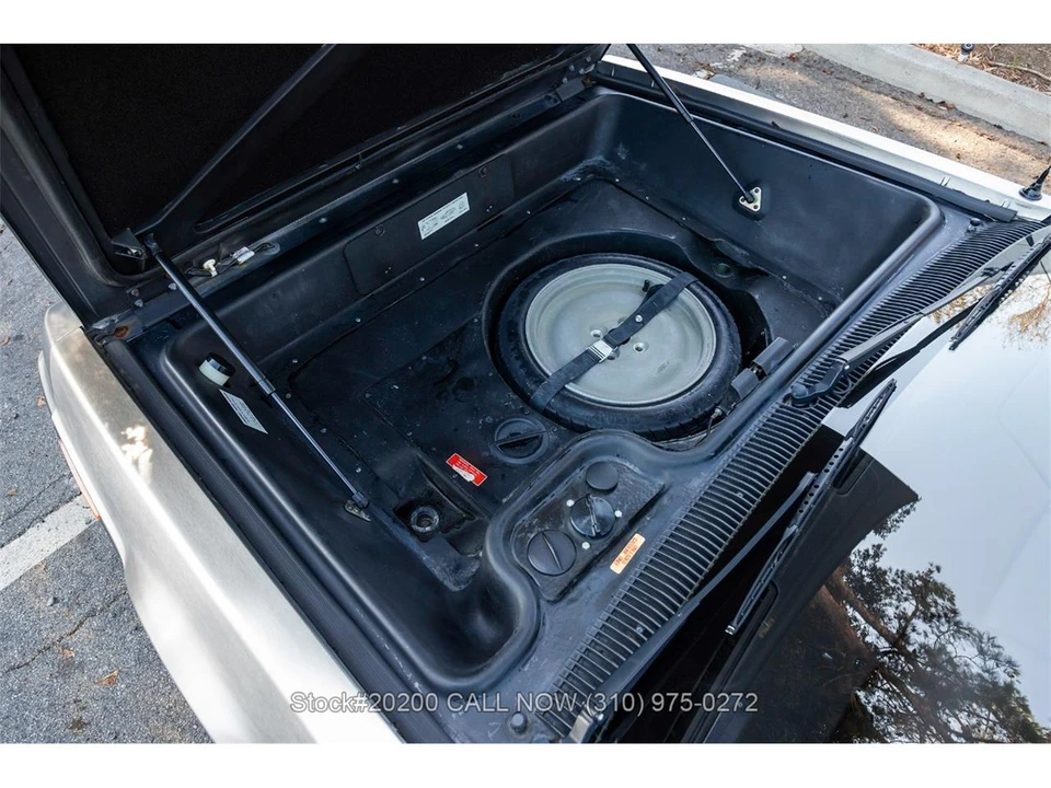 1981 DeLorean DMC-12 - Image 26 of 31