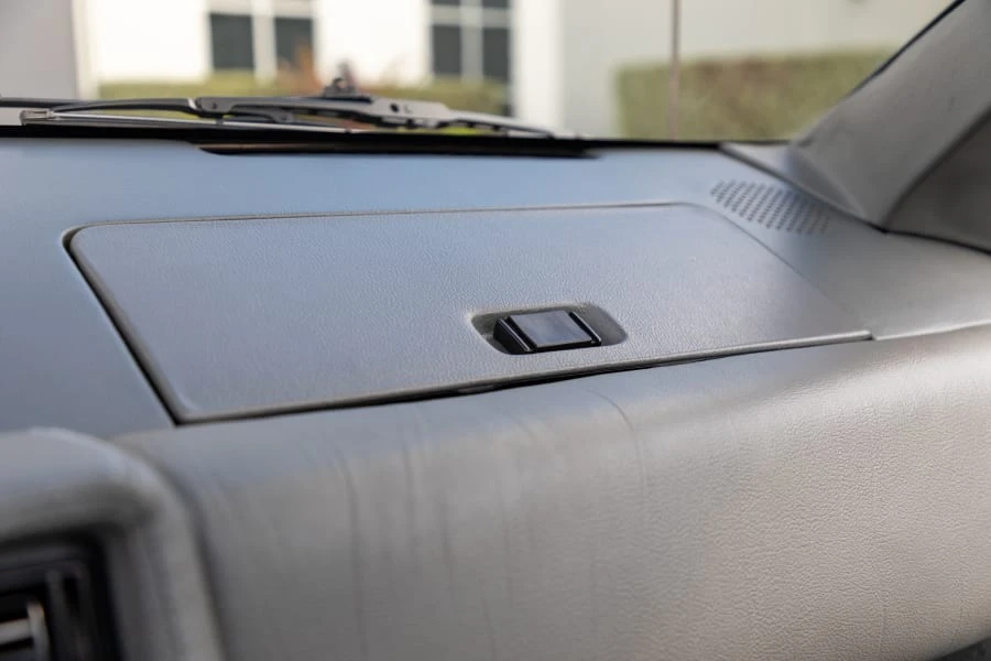 1981 DeLorean DMC-12 - Image 20 of 28