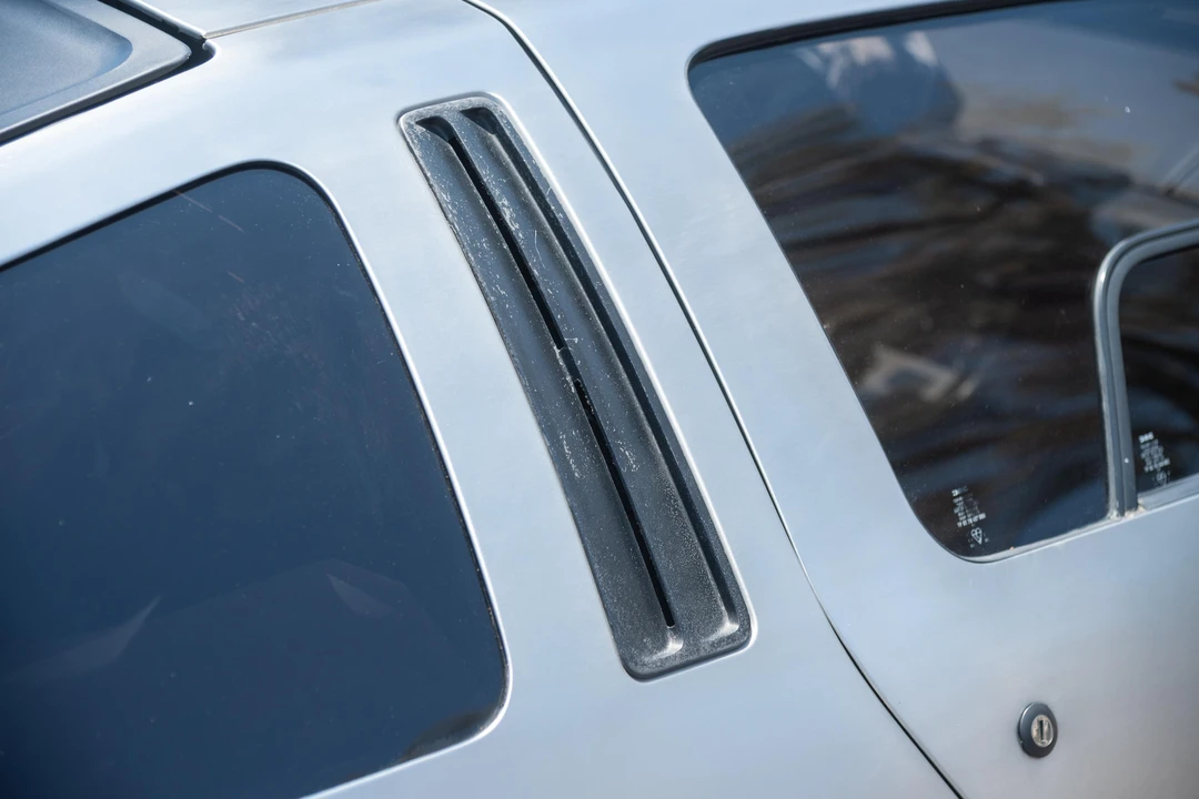 1981 DeLorean DMC-12 - Image 30 of 31