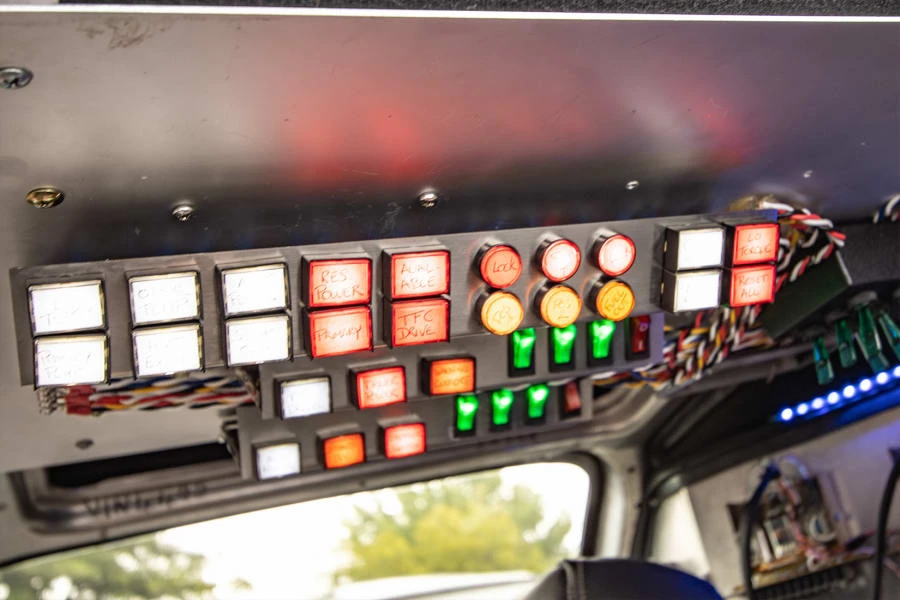 1981 DeLorean DMC-12 - Image 10 of 13