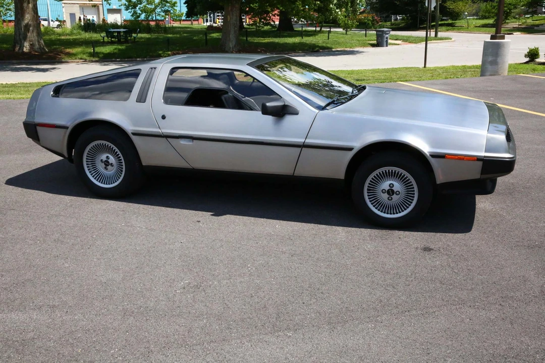 1981 DeLorean DMC-12 - Image 12 of 31