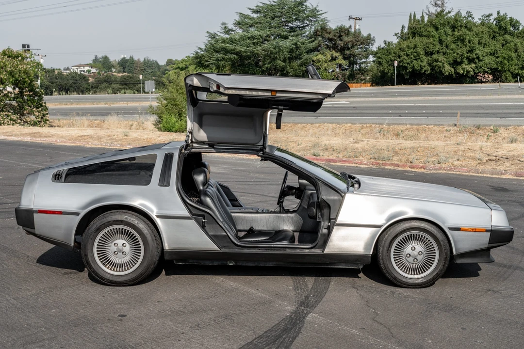 1981 DeLorean DMC-12 - Image 17 of 31