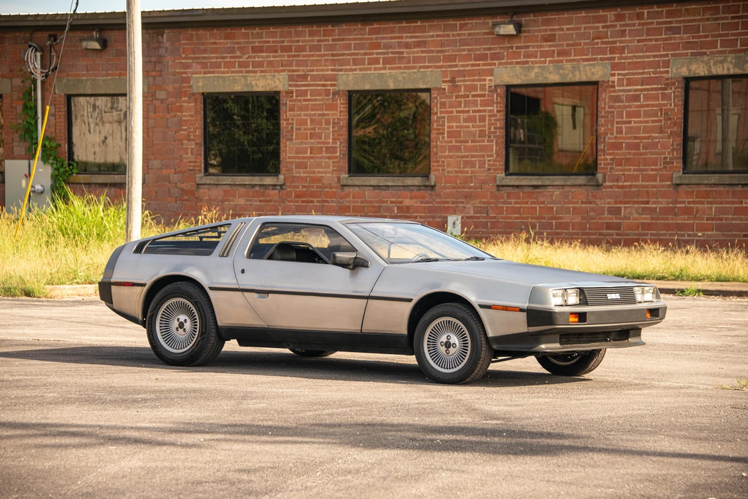 1981 DeLorean DMC-12 - Image 29 of 31