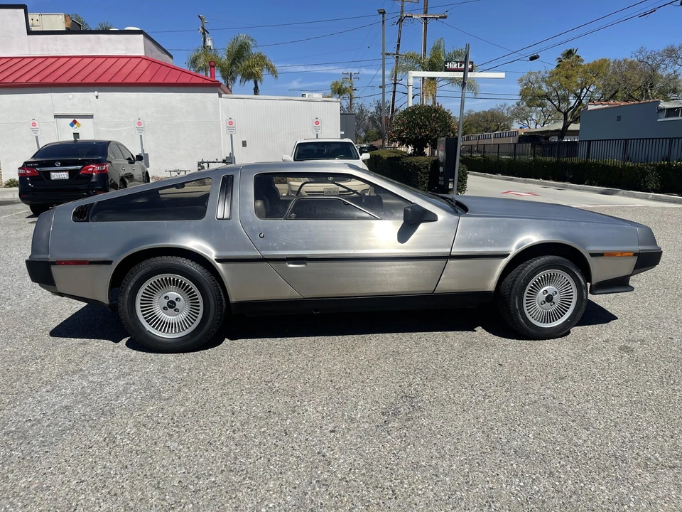 1981 DeLorean DMC-12 - Image 11 of 31