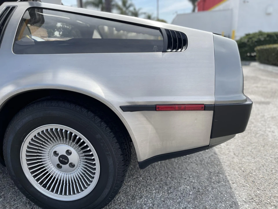 1981 DeLorean DMC-12 - Image 29 of 31
