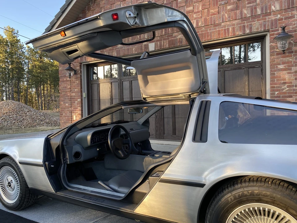 1981 DeLorean DMC-12 - Image 23 of 31