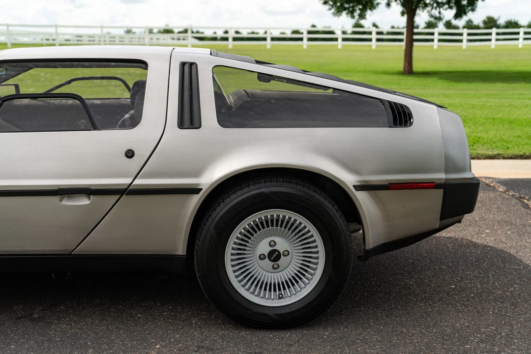 1981 DeLorean DMC-12 - Image 29 of 31