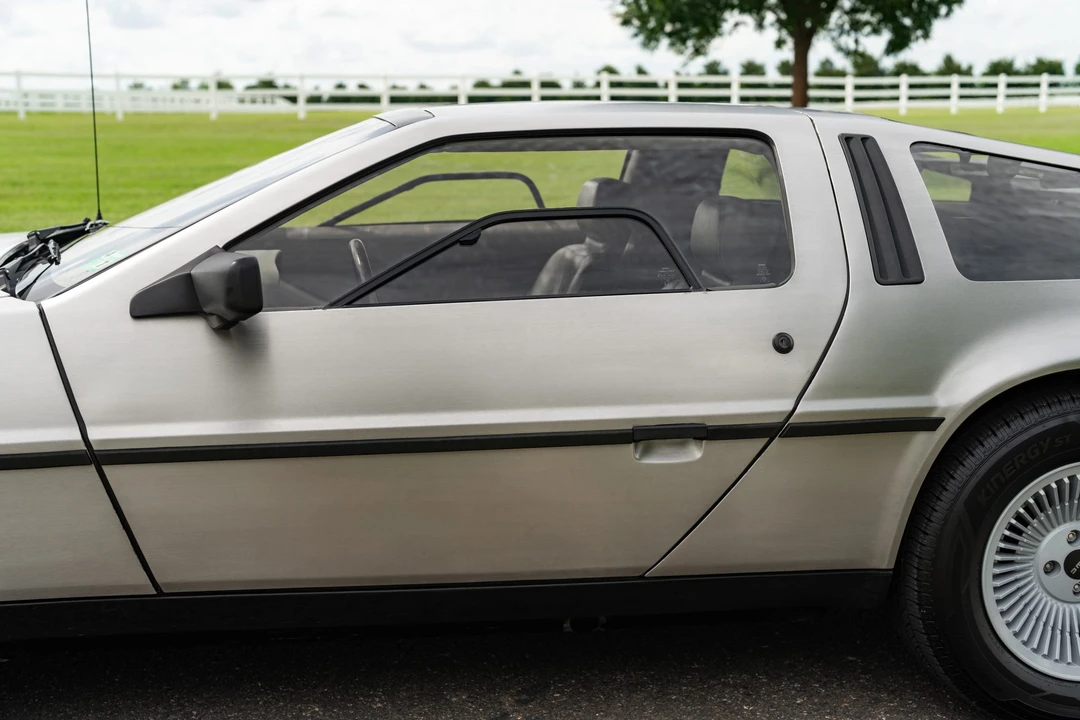 1981 DeLorean DMC-12 - Image 30 of 31