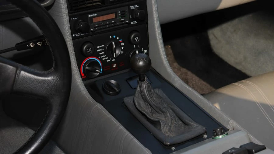 1981 DeLorean DMC-12 - Image 25 of 30