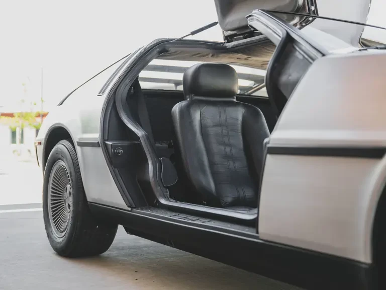1981 DeLorean DMC-12 - Image 23 of 31