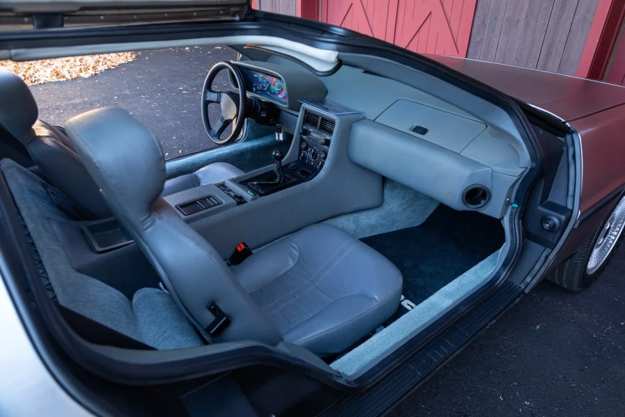 1981 DeLorean DMC-12 - Image 29 of 31