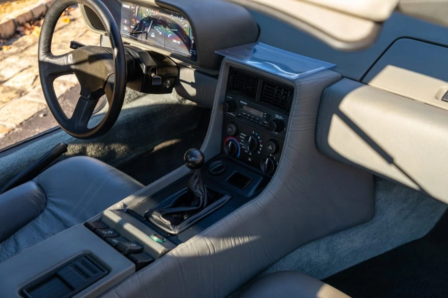 1981 DeLorean DMC-12 - Image 22 of 31