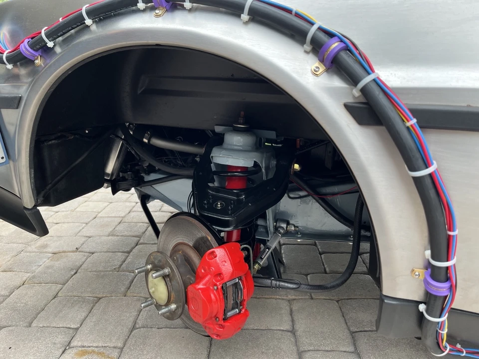 1981 DeLorean DMC-12 - Image 29 of 31