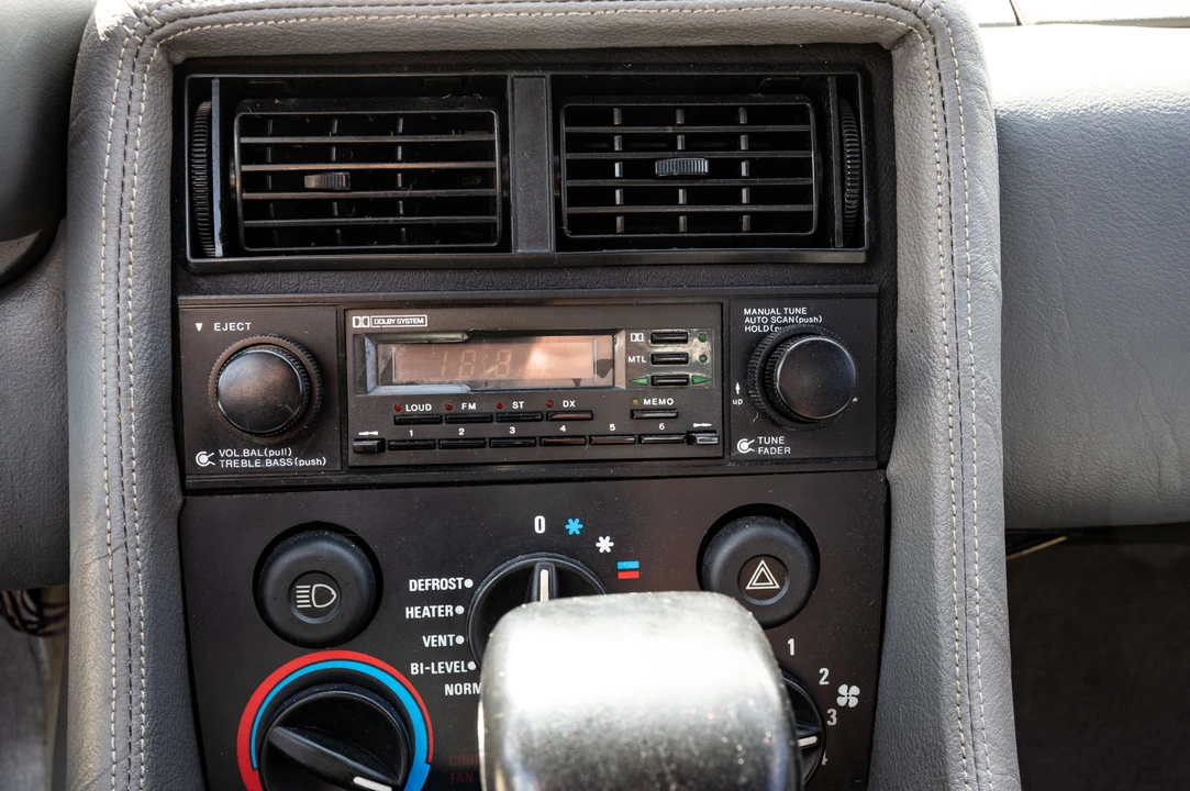 1981 DeLorean DMC-12 - Image 27 of 31