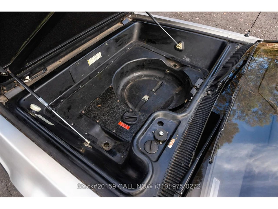 1981 DeLorean DMC-12 - Image 29 of 31