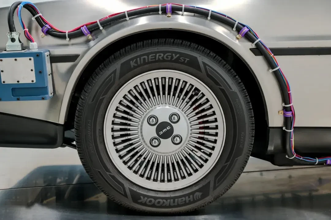 1981 DeLorean DMC-12 - Image 18 of 31