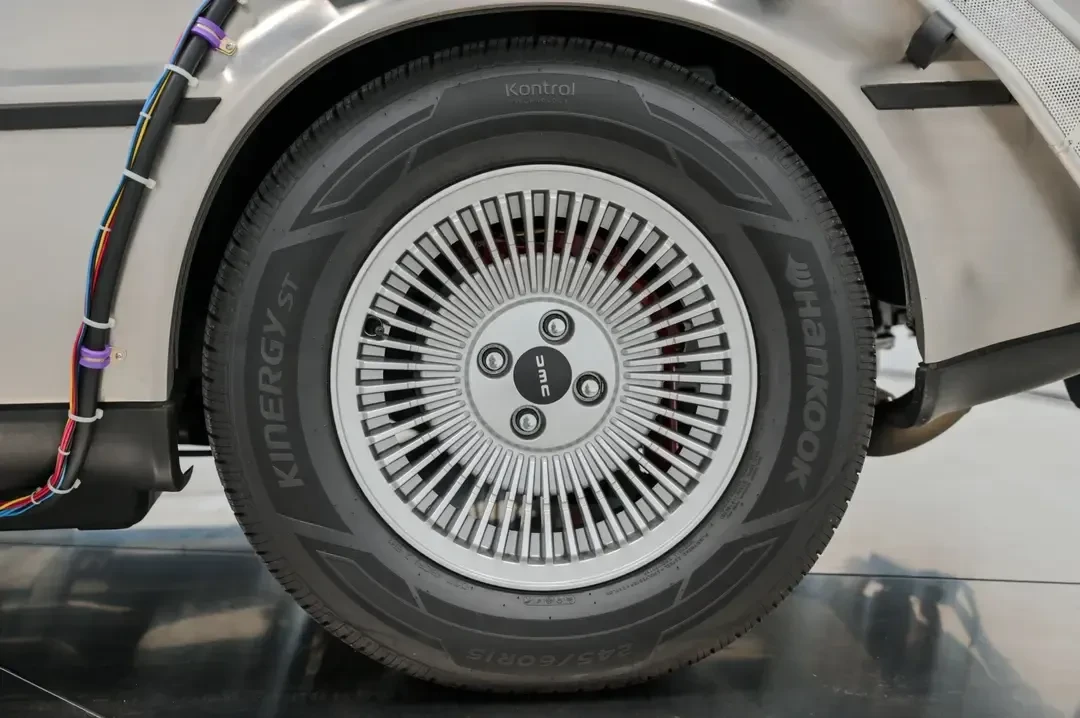 1981 DeLorean DMC-12 - Image 19 of 31