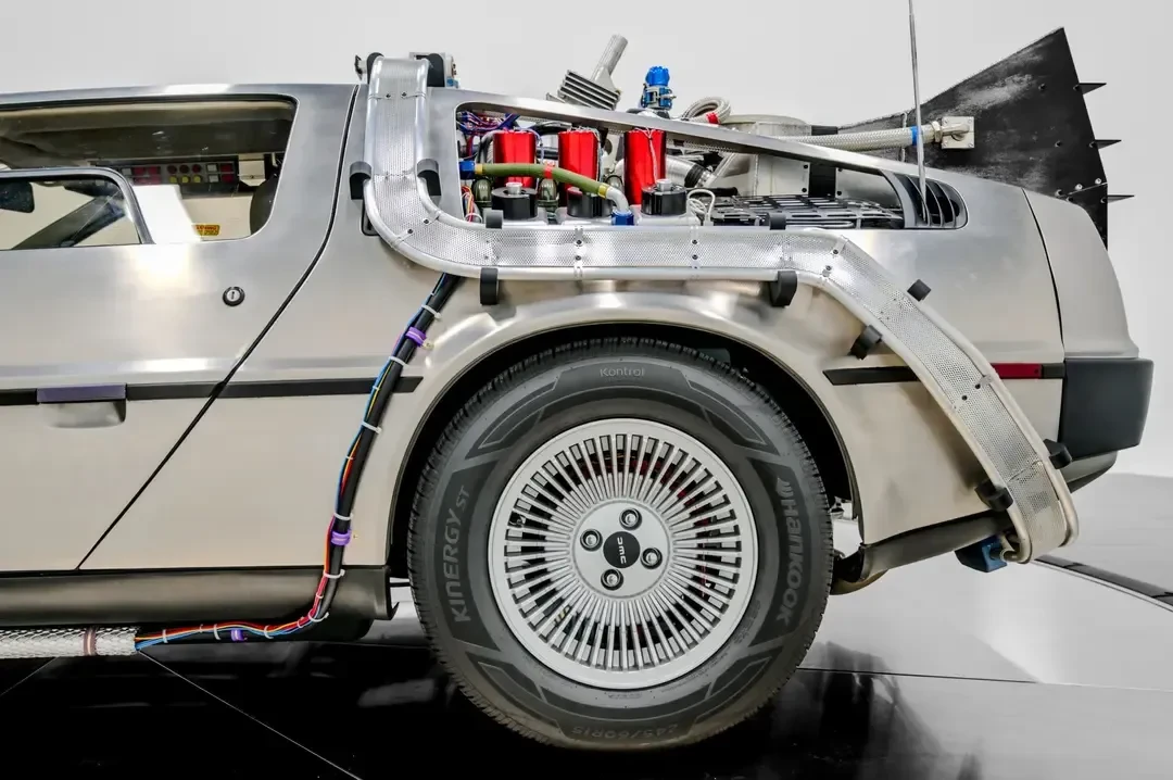1981 DeLorean DMC-12 - Image 21 of 31