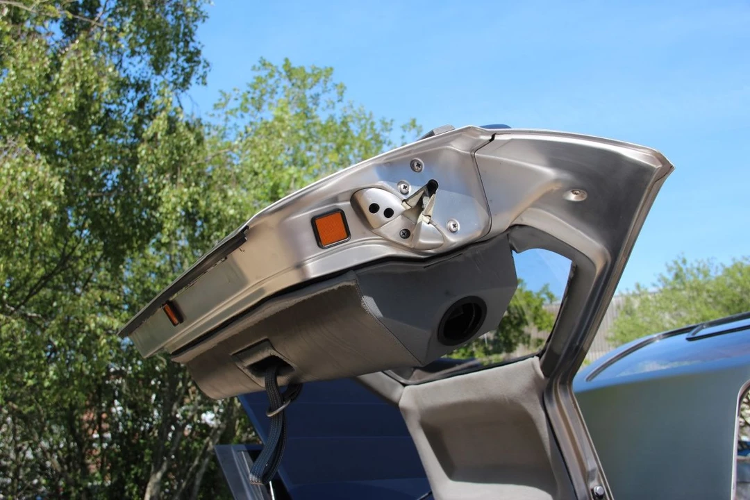 1981 DeLorean DMC-12 - Image 23 of 28