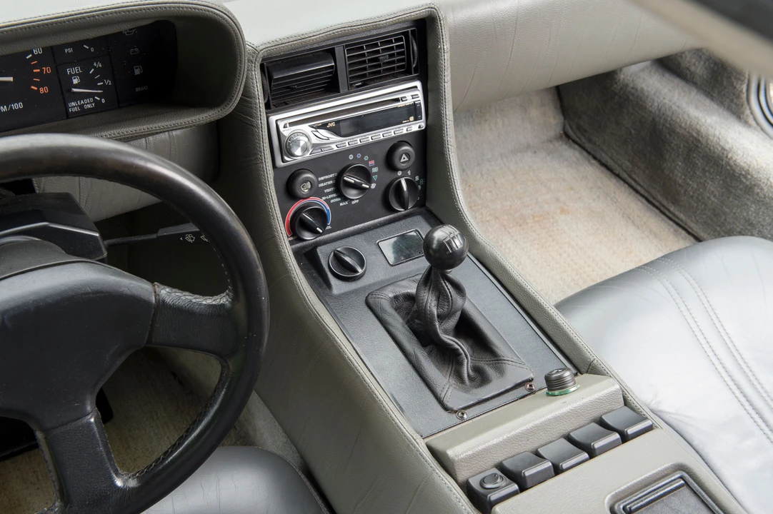 1981 DeLorean DMC-12 - Image 10 of 25