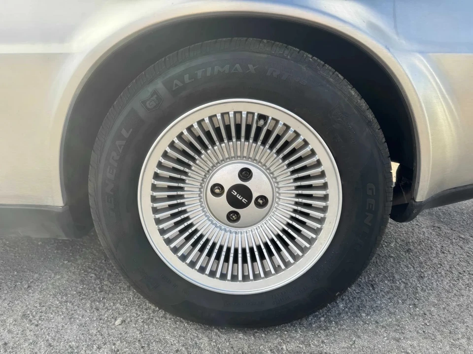 1981 DeLorean DMC-12 - Image 11 of 15