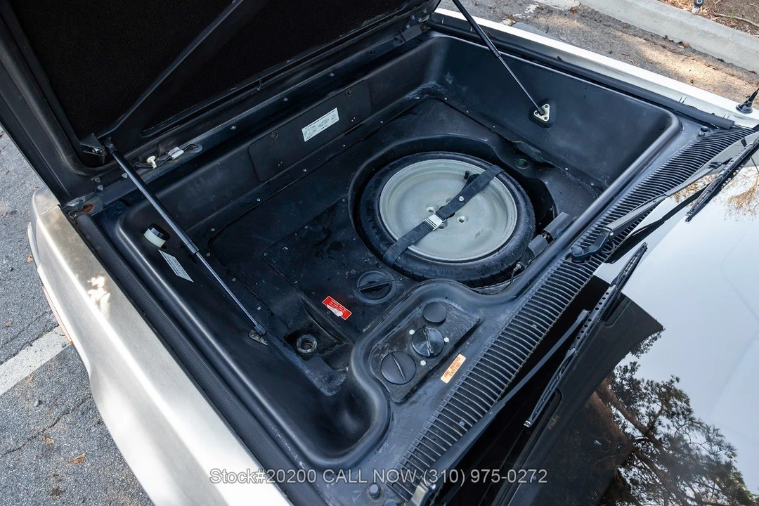 1981 DeLorean DMC-12 - Image 28 of 31