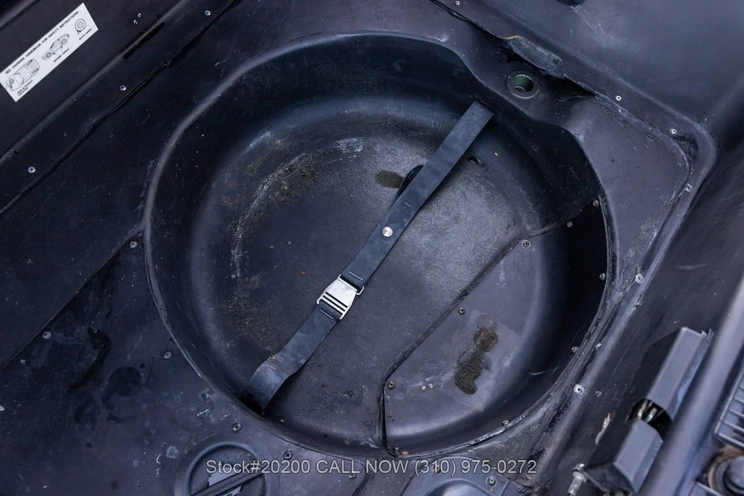 1981 DeLorean DMC-12 - Image 30 of 31