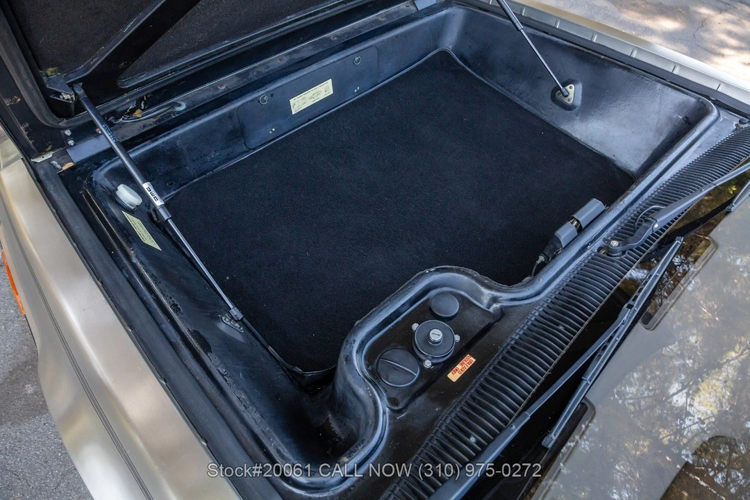 1981 DeLorean DMC-12 - Image 24 of 31