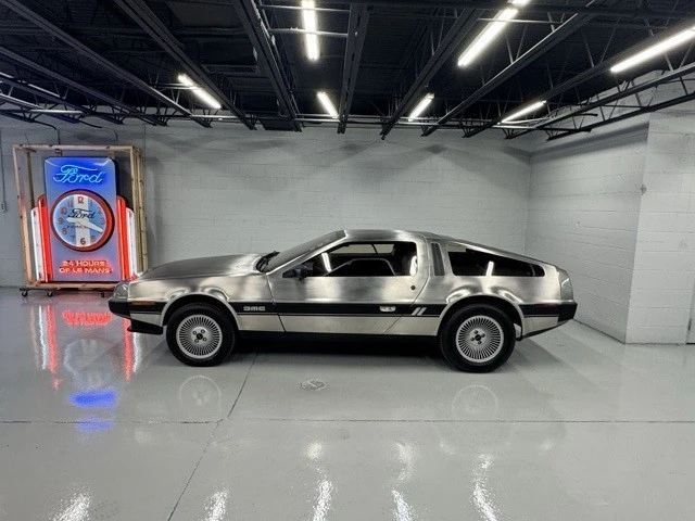 1981 DeLorean DMC-12 - Image 2 of 12