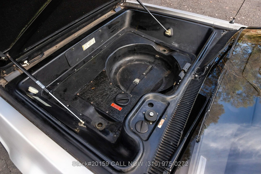 1981 DeLorean DMC-12 - Image 30 of 31