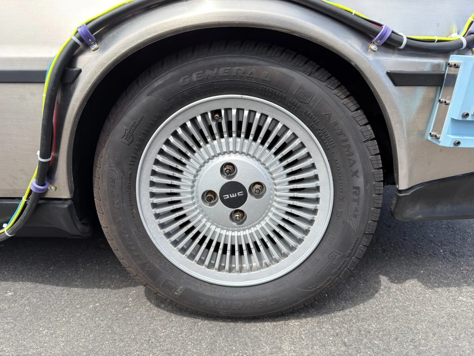 1981 DeLorean DMC-12 - Image 31 of 31