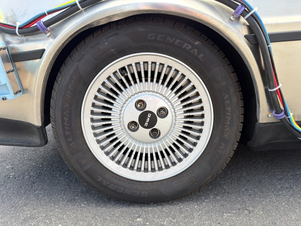 1981 DeLorean DMC-12 - Image 29 of 31