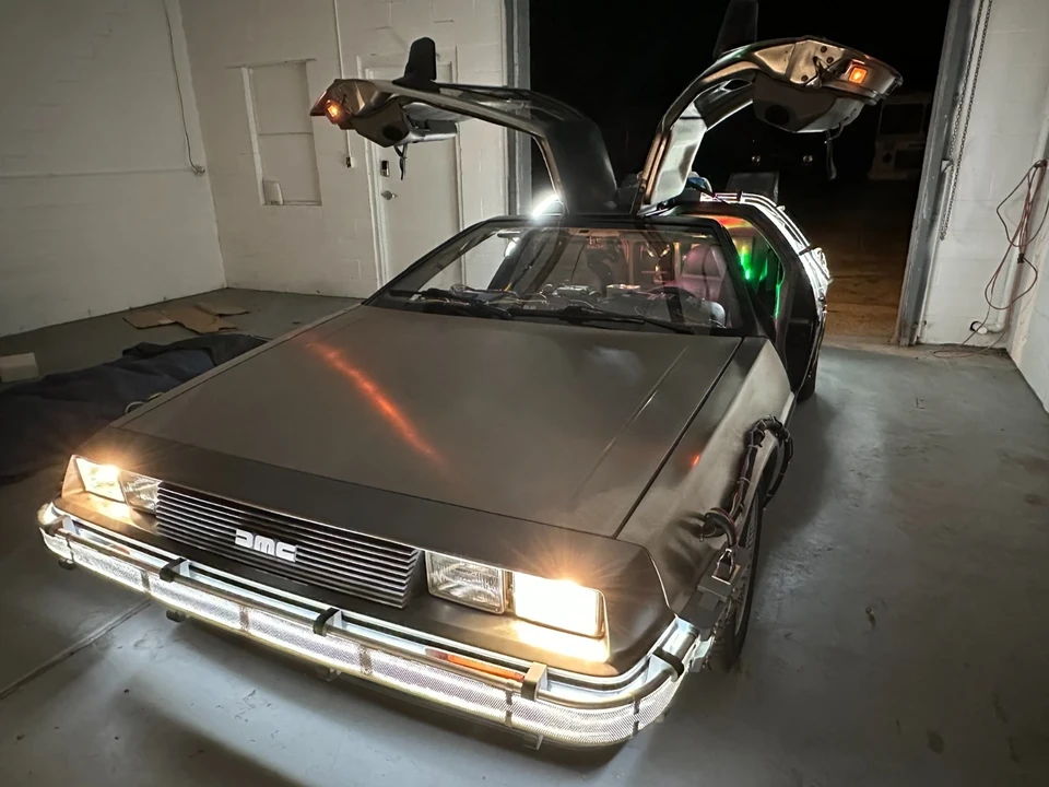 1981 DeLorean DMC-12 - Image 18 of 20