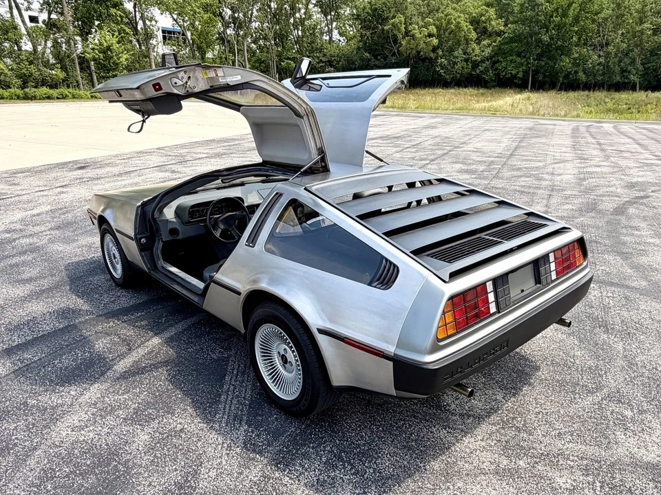 1981 DeLorean DMC-12 - Image 2 of 31