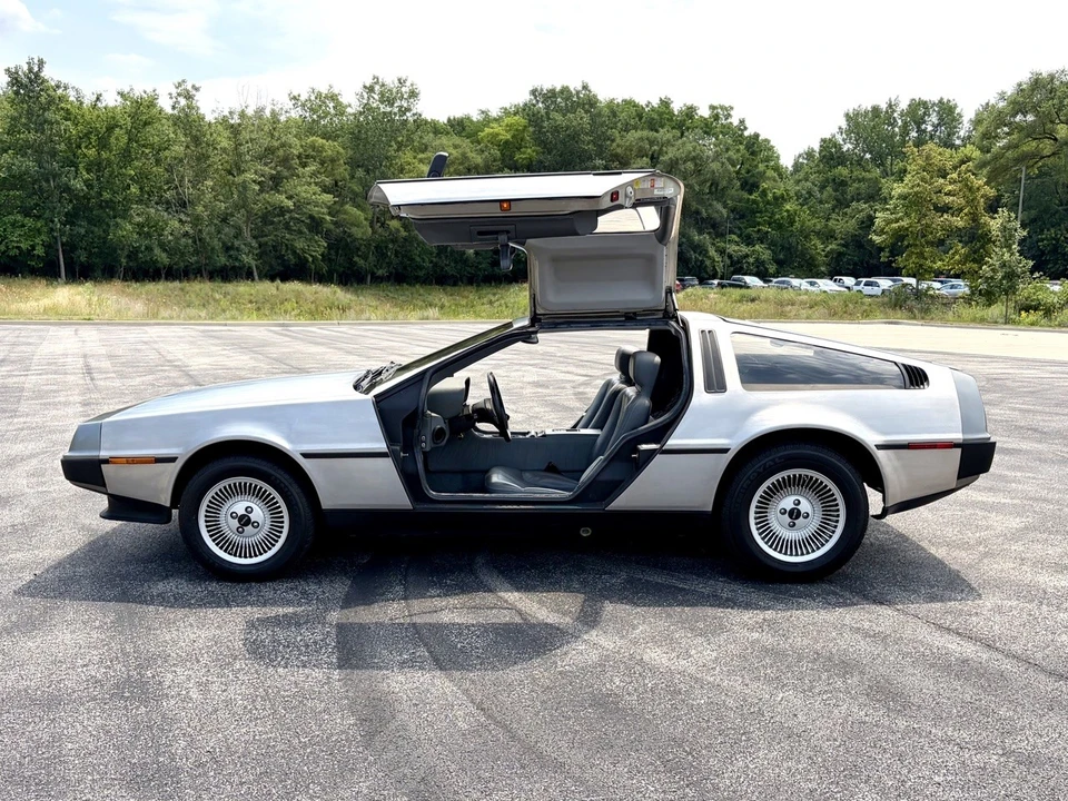 1981 DeLorean DMC-12 - Image 13 of 31