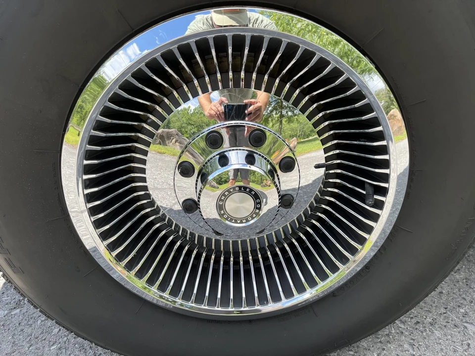 1981 Dodge Ram Van - Image 28 of 31