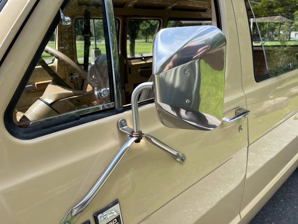 1981 Dodge Ram Van - Image 12 of 31