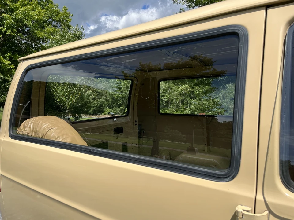 1981 Dodge Ram Van - Image 19 of 31