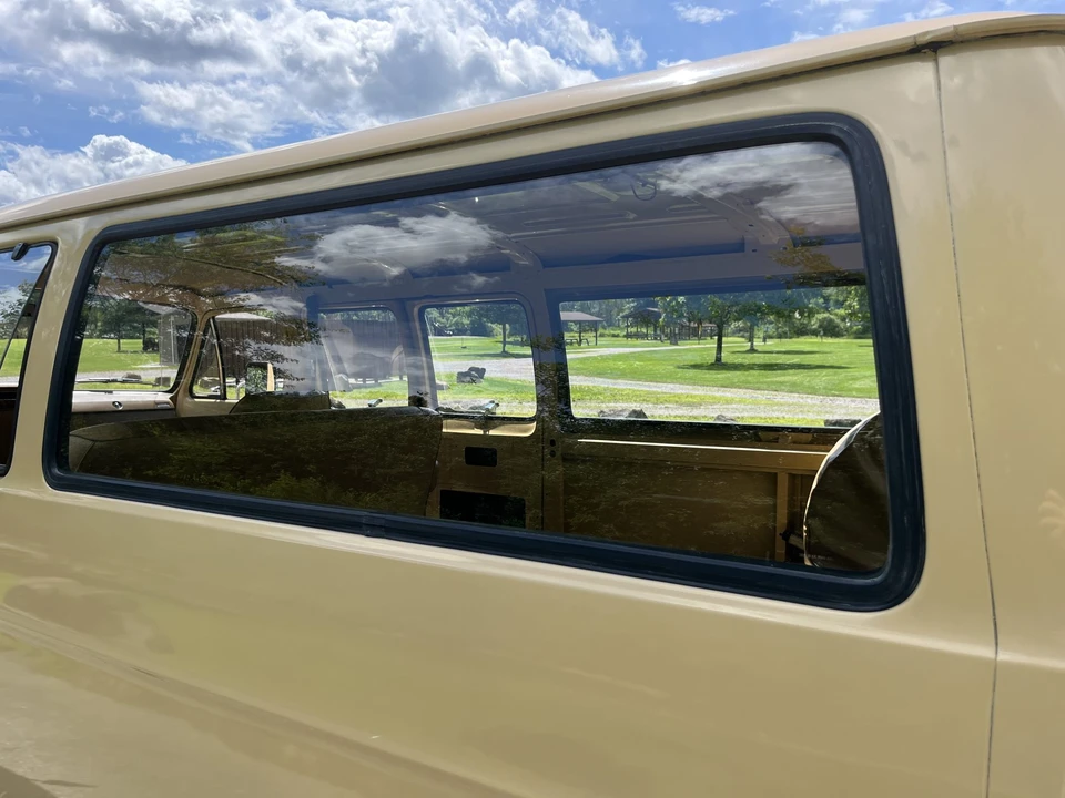 1981 Dodge Ram Van - Image 22 of 31