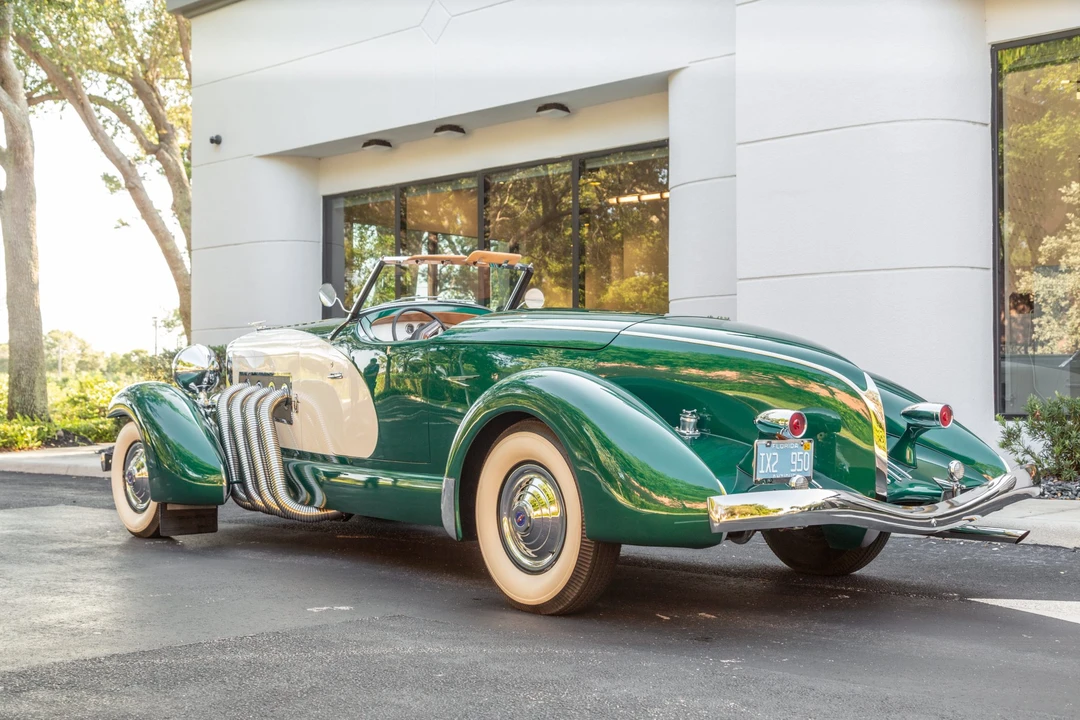 1981 Duesenberg Model J - Image 7 of 31
