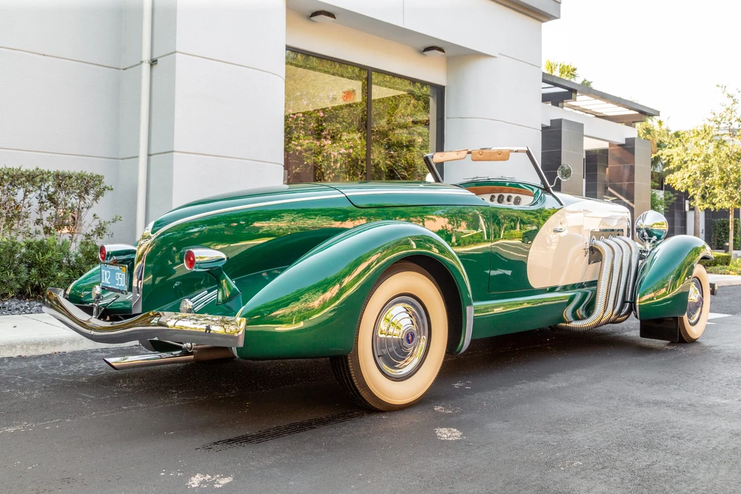 1981 Duesenberg Model J - Image 10 of 31