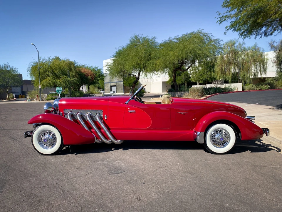 1981 Duesenberg Model SJ - Image 16 of 31