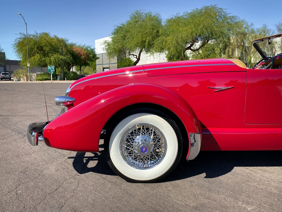 1981 Duesenberg Model SJ - Image 24 of 31
