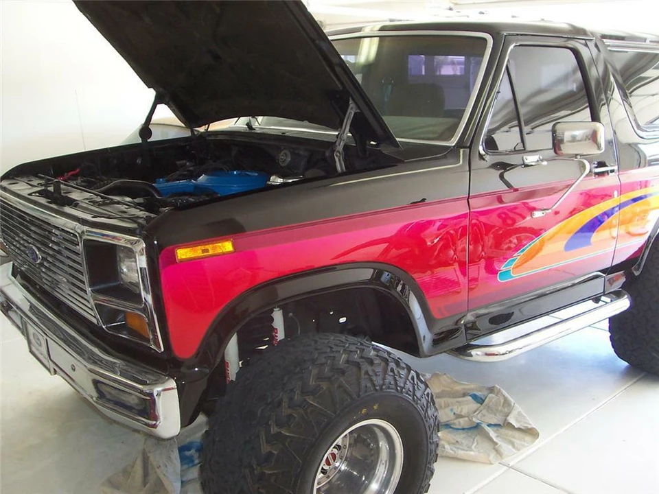 1981 Ford Bronco 3rd Gen - Image 2 of 4